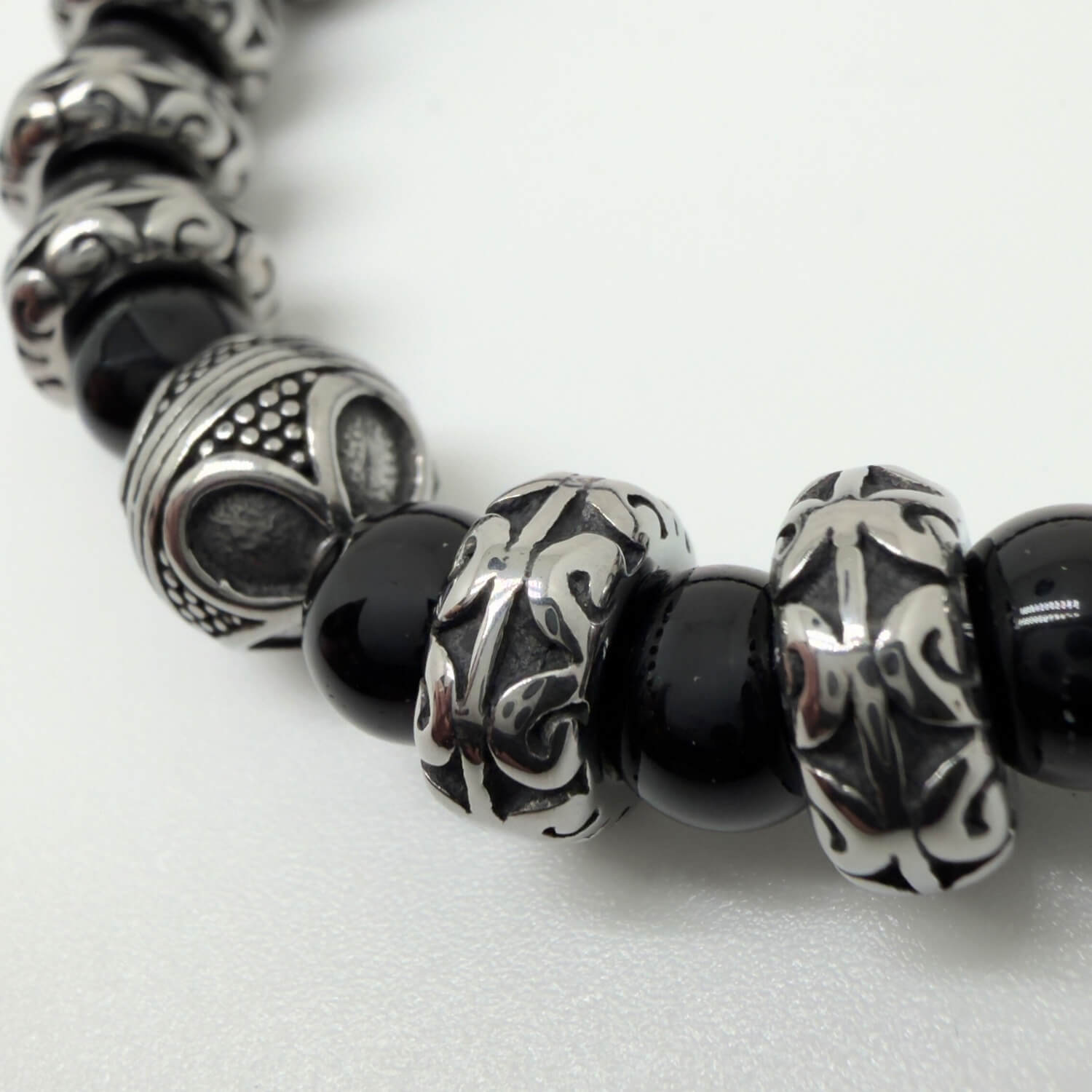 Cylinder Thread Bracelet – Silver