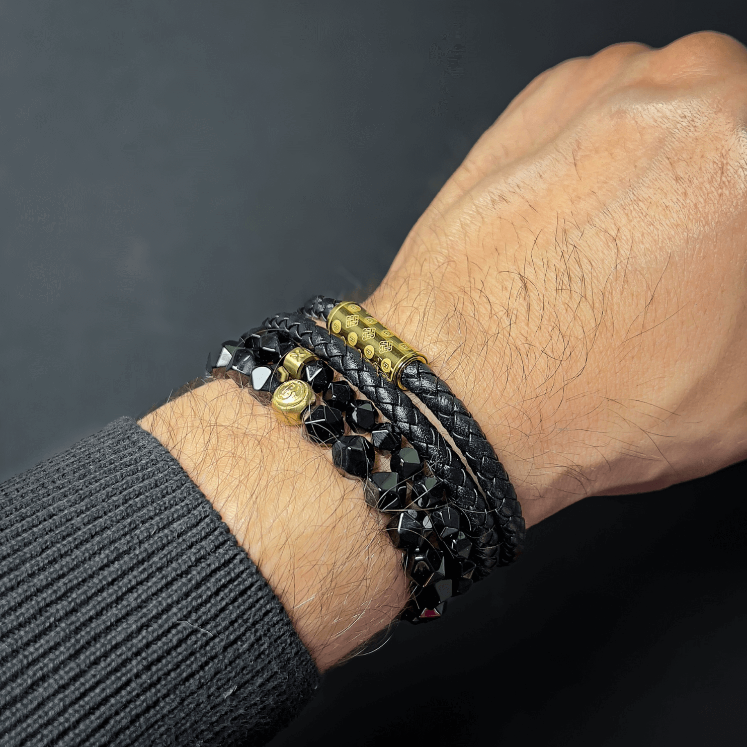 Monogram set - gold Secondary image