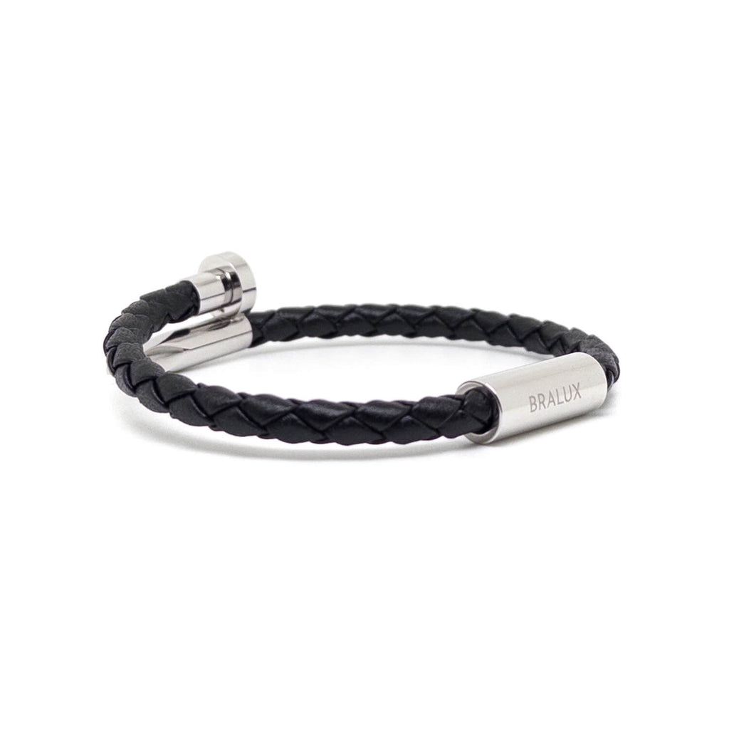 سوار جلد الأظافر الأسود والفضي