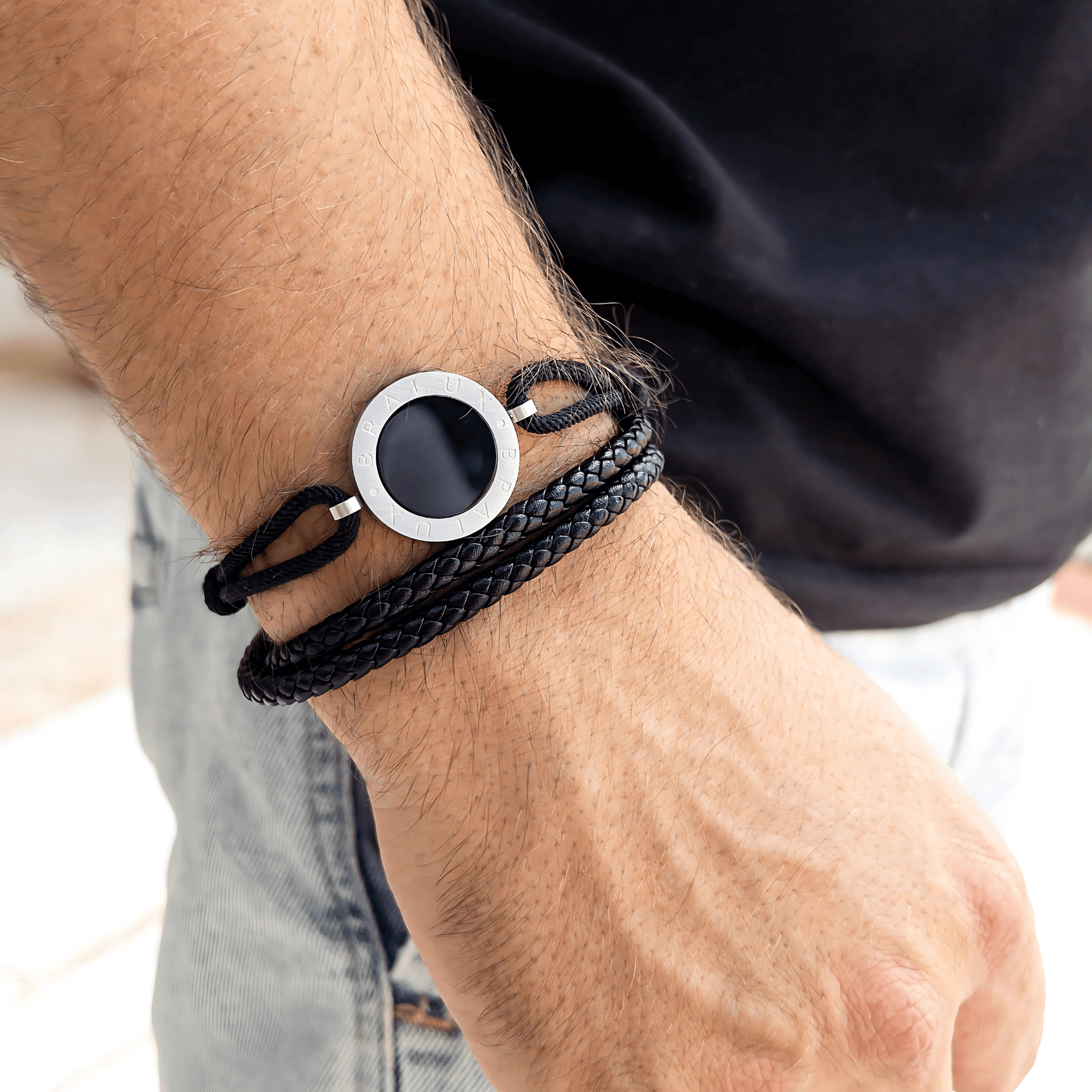 Circle Onyx Bracelet – Silver