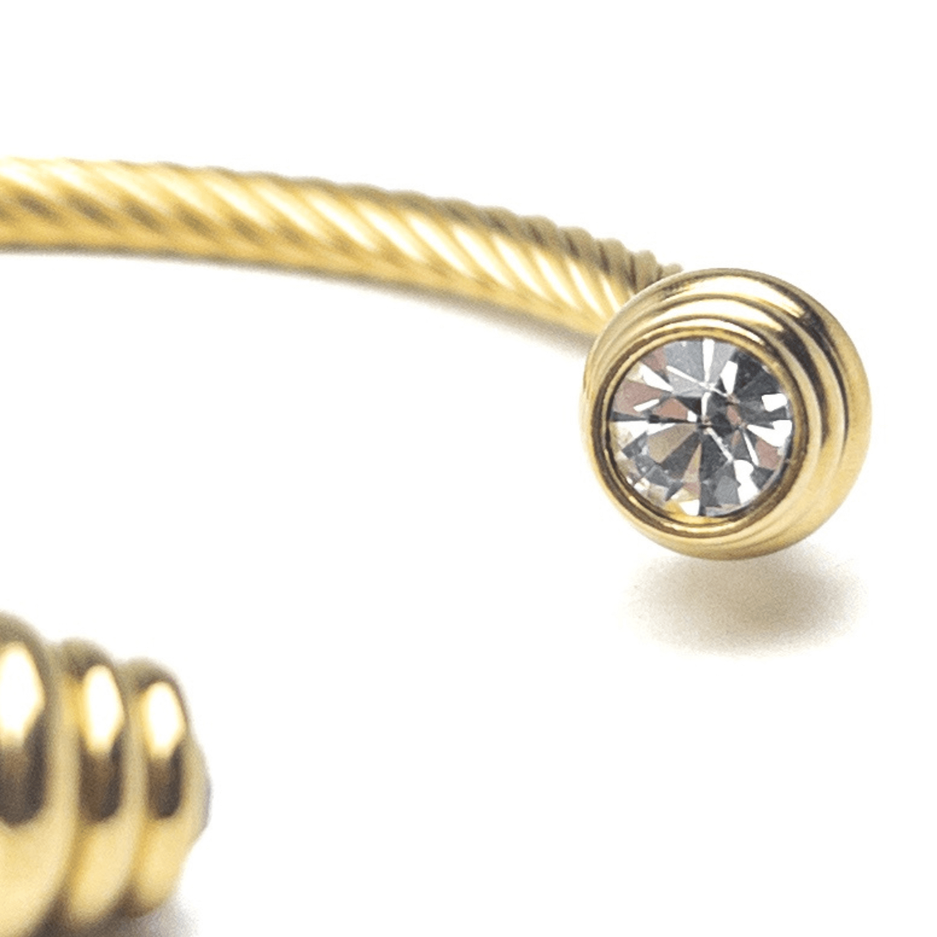 Twisted Bangle – Gold