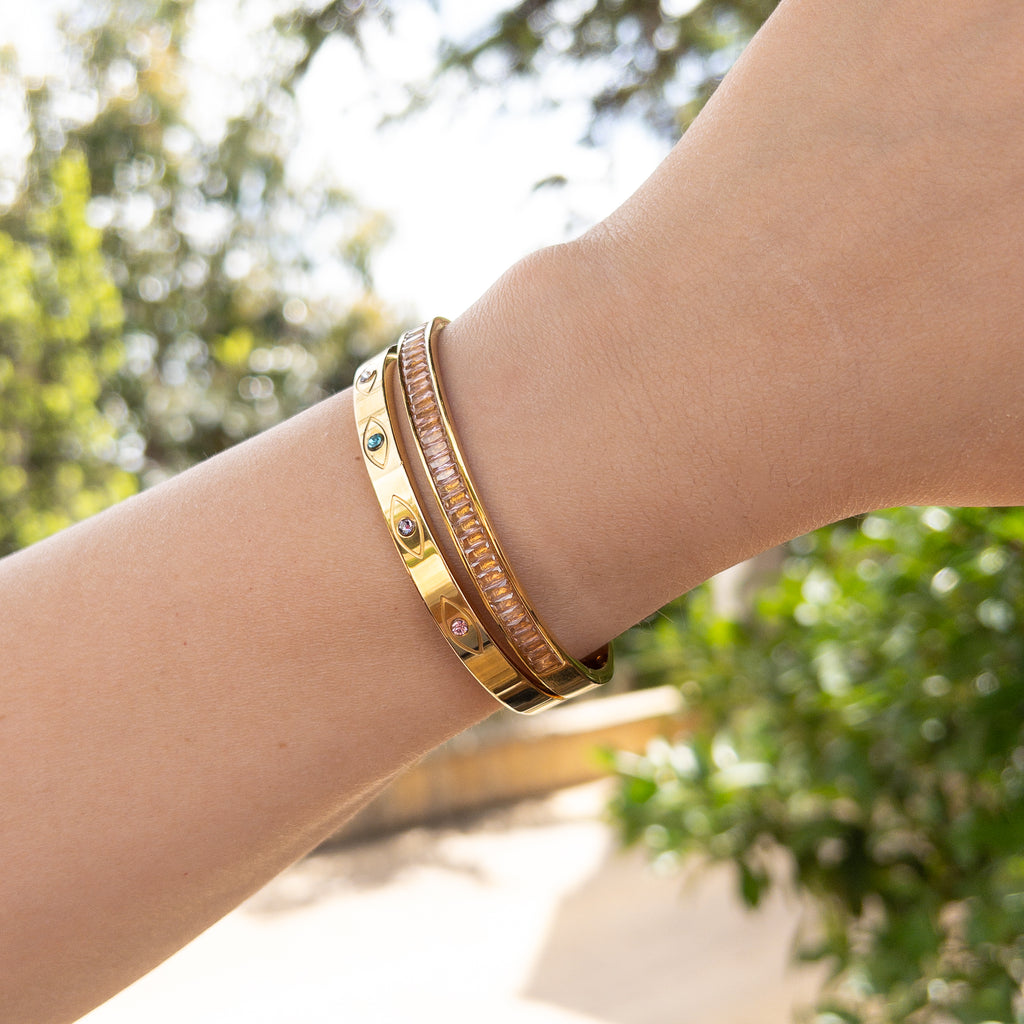 Rose Zircon Bangle – Gold