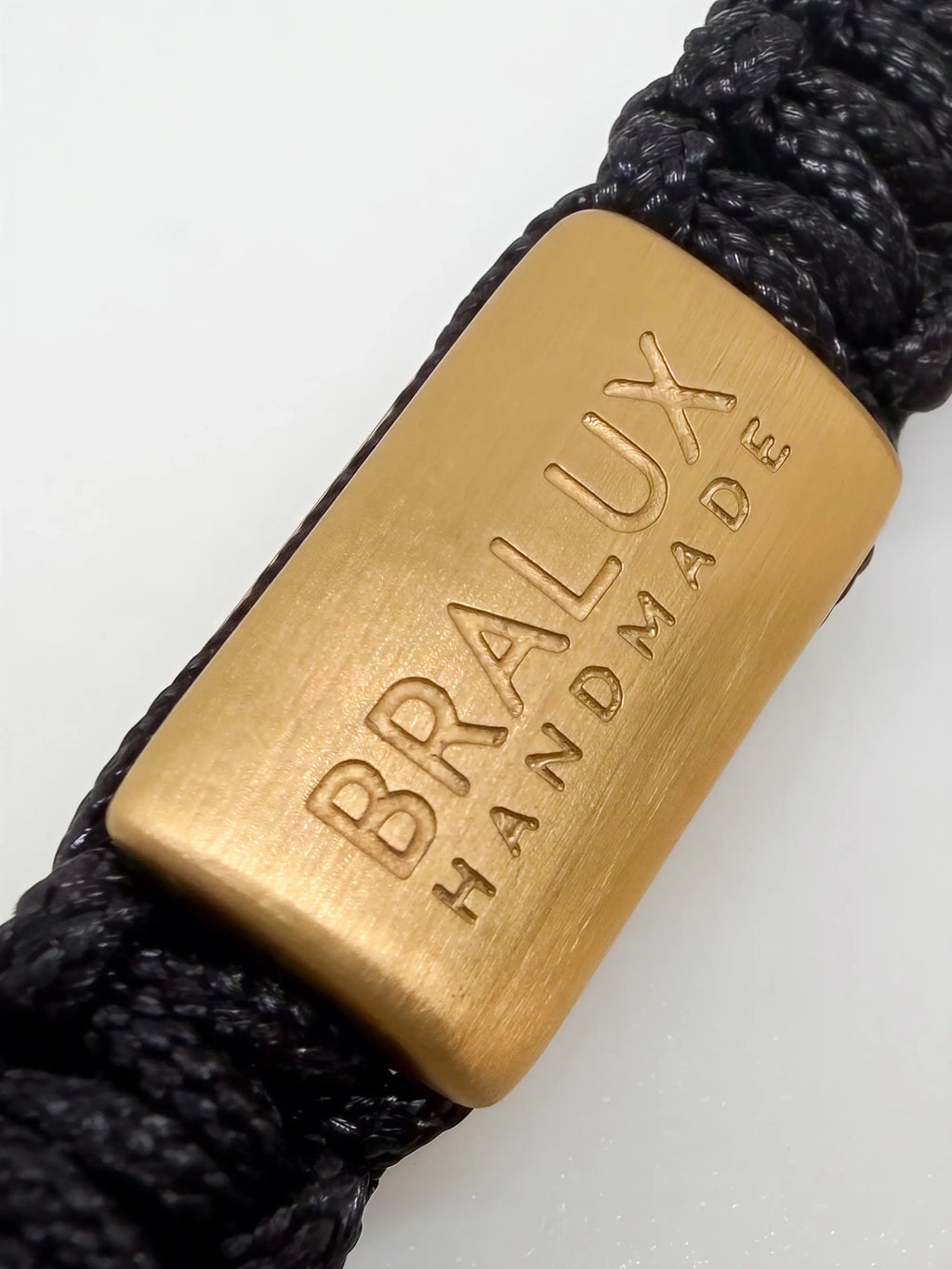 Cylinder Thread Bracelet