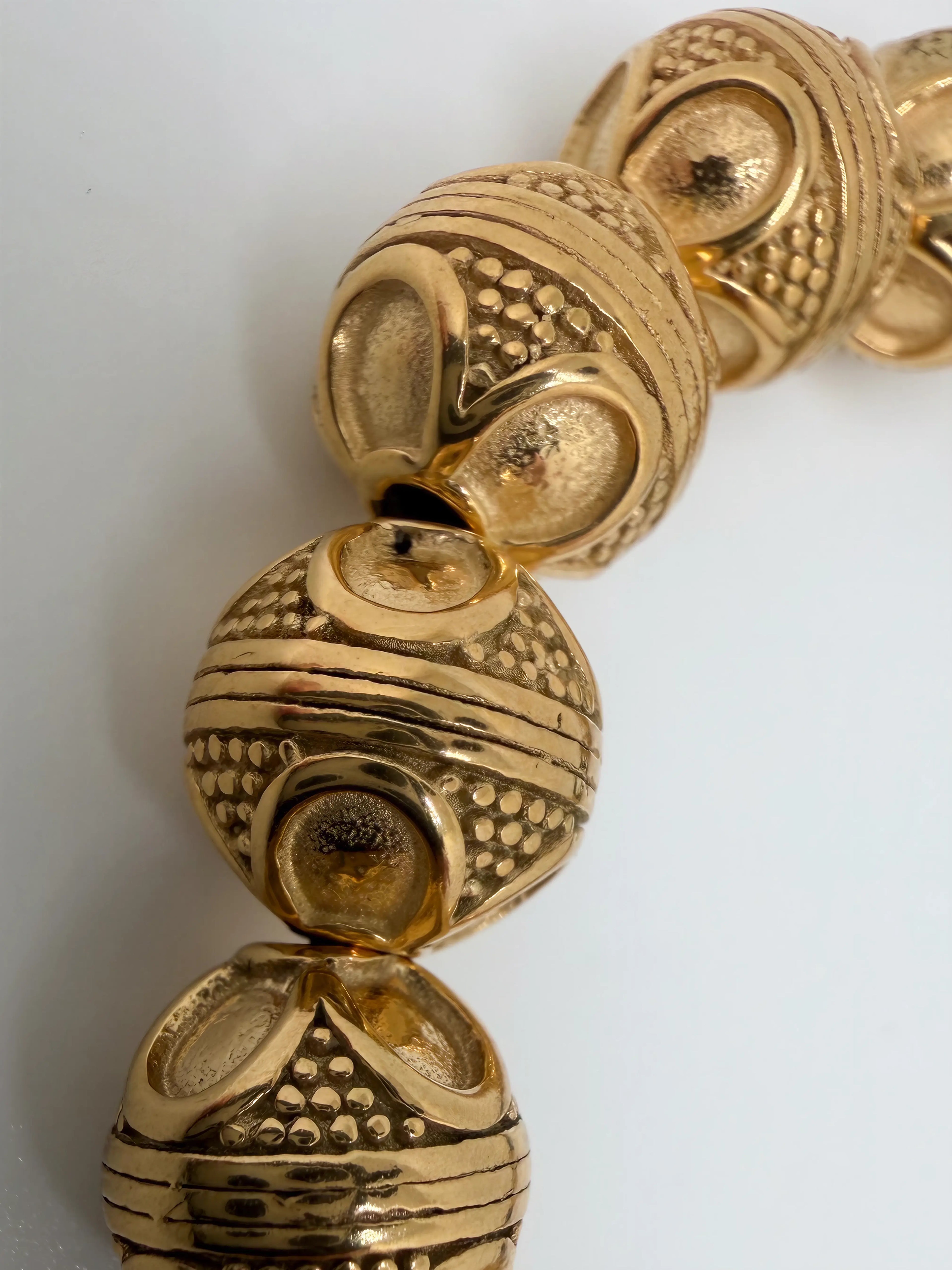 Cylinder Thread Bracelet