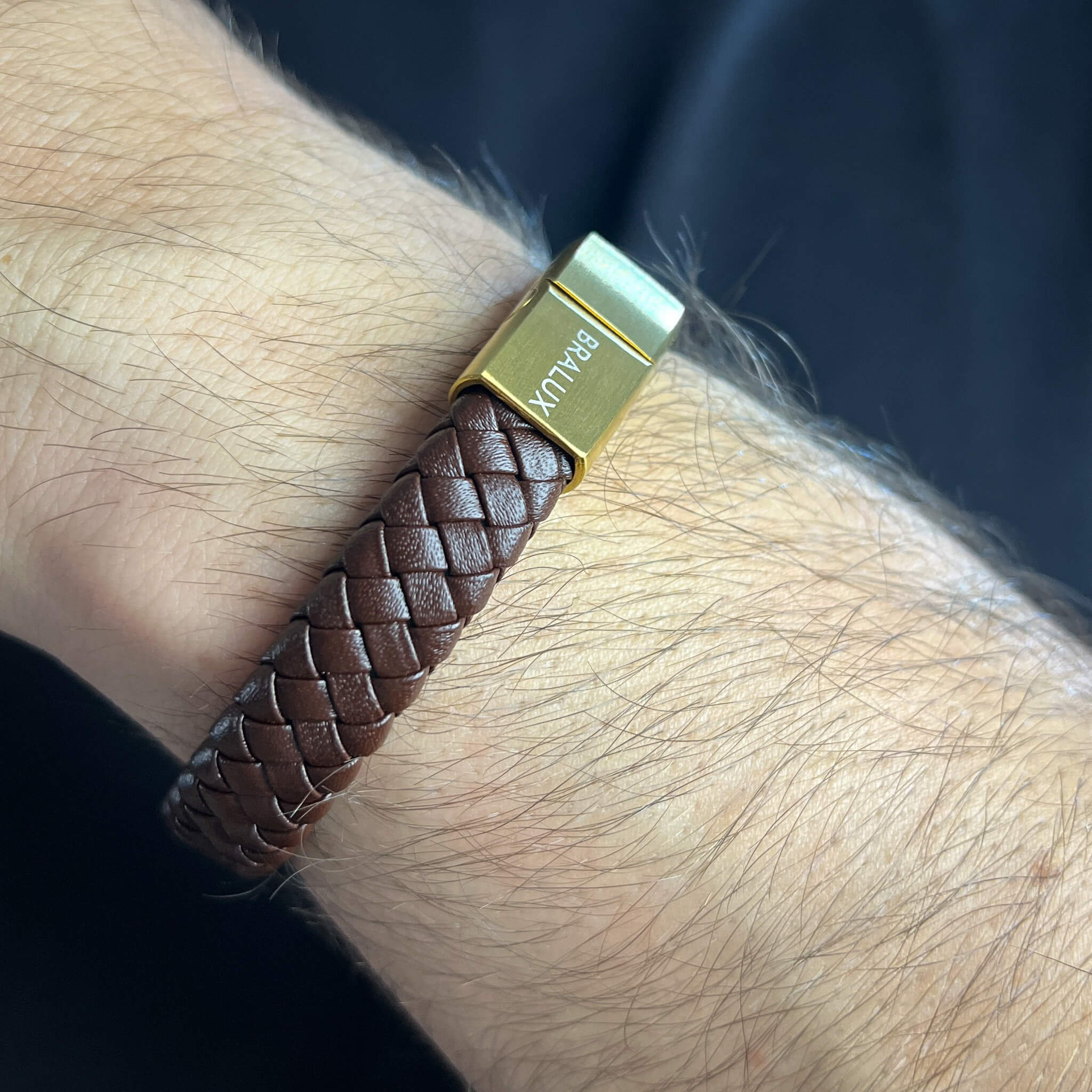 Dark Brown Bold Leather – Gold