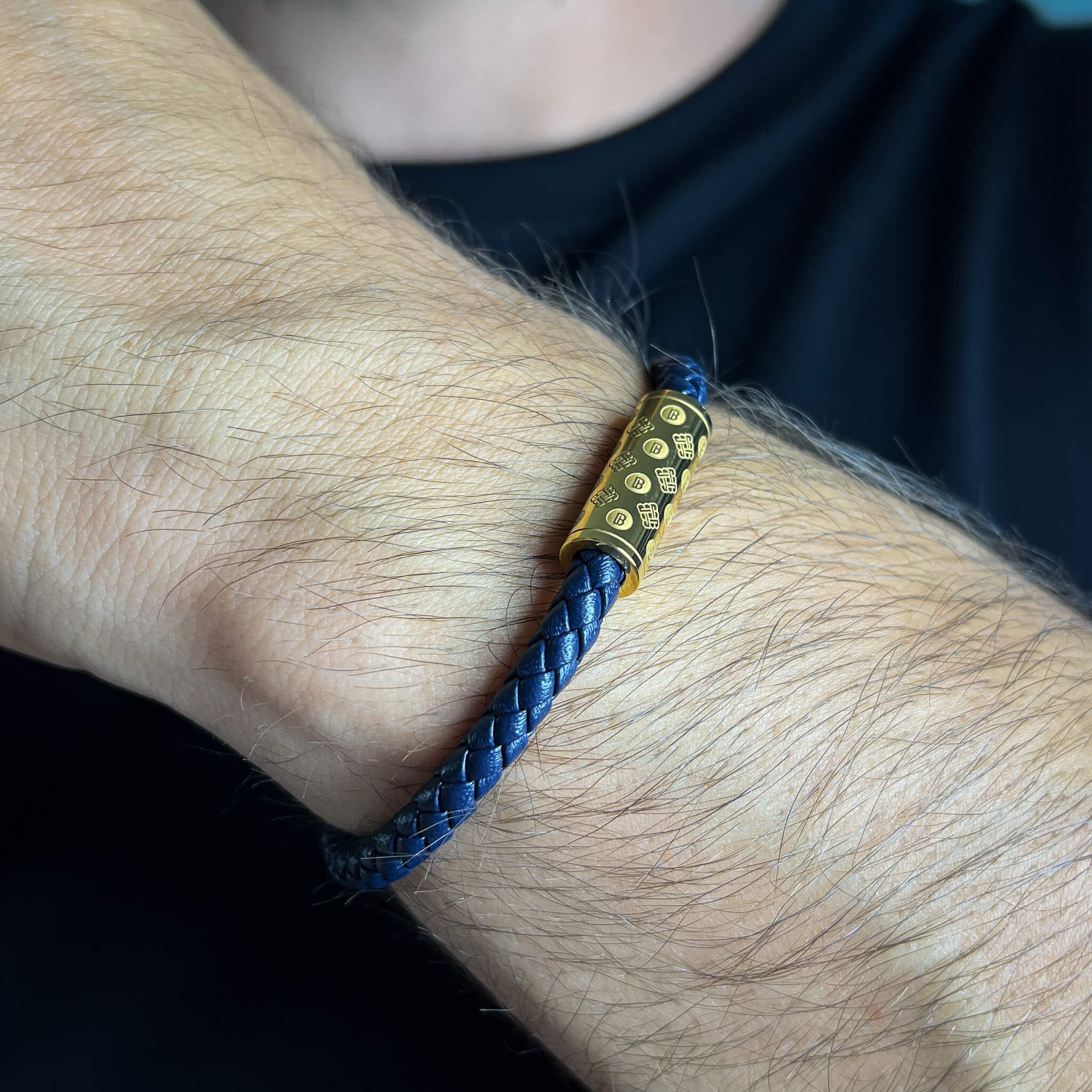 Navy Single Monogram – Gold