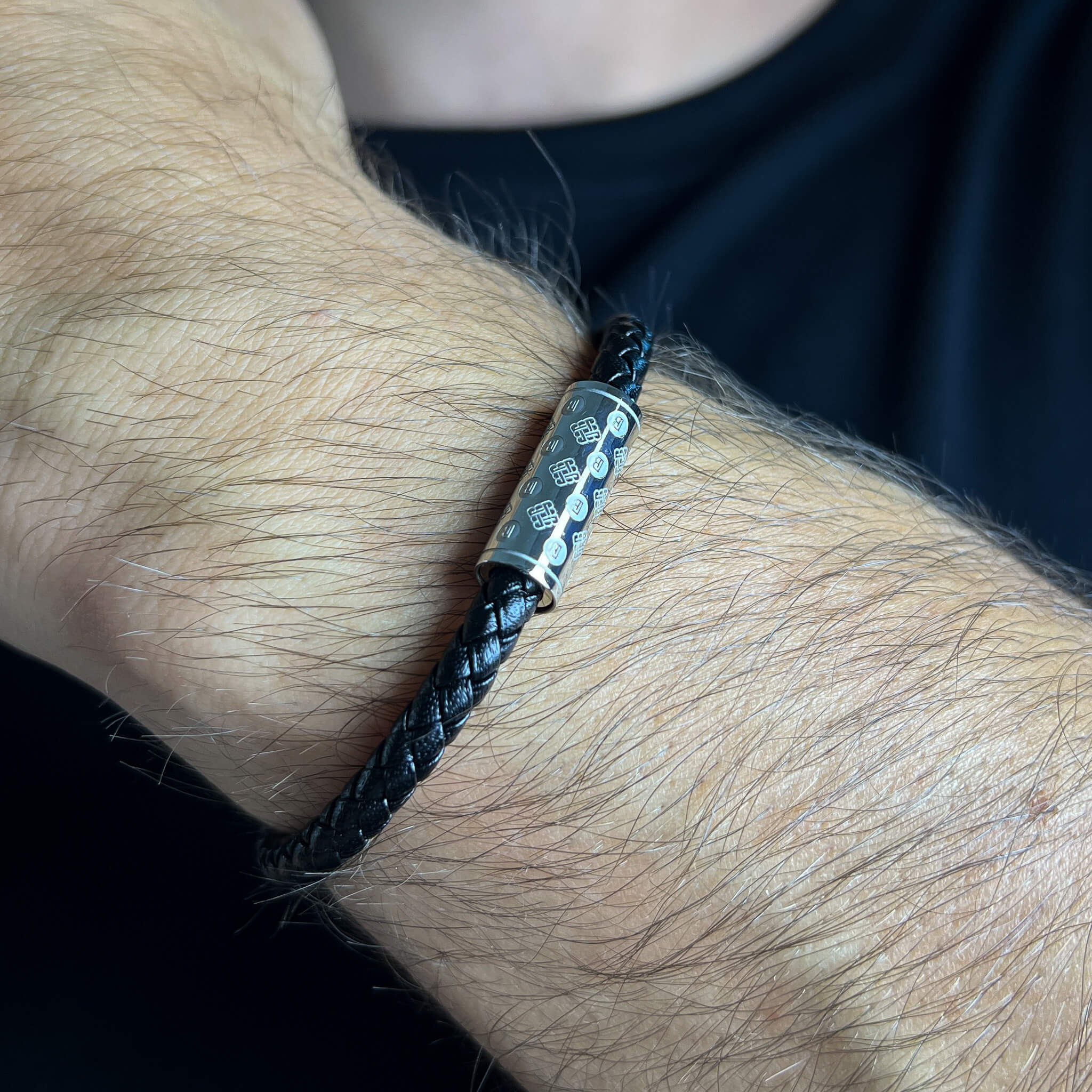 Black Single Monogram – Silver