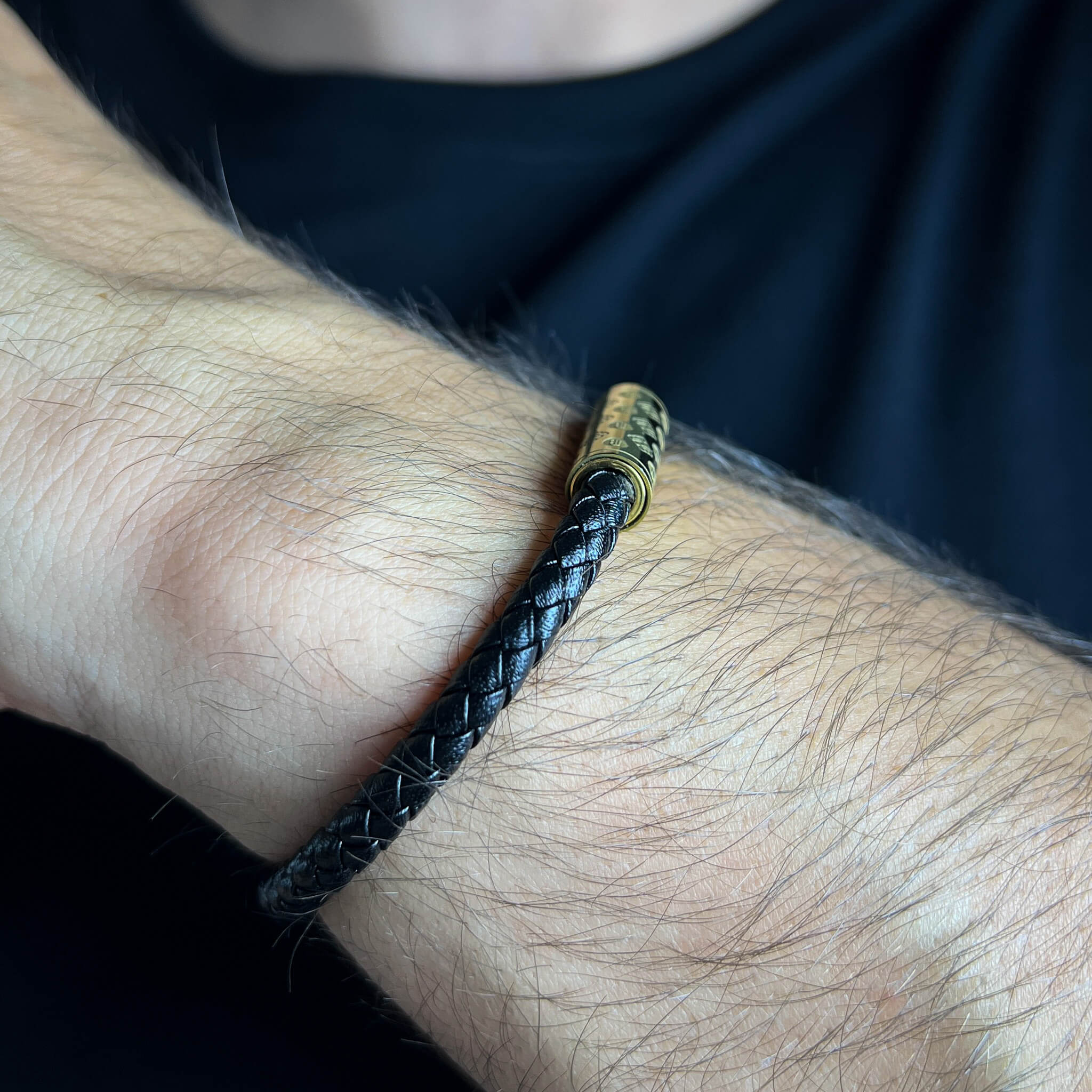 Black Single Monogram – Gold