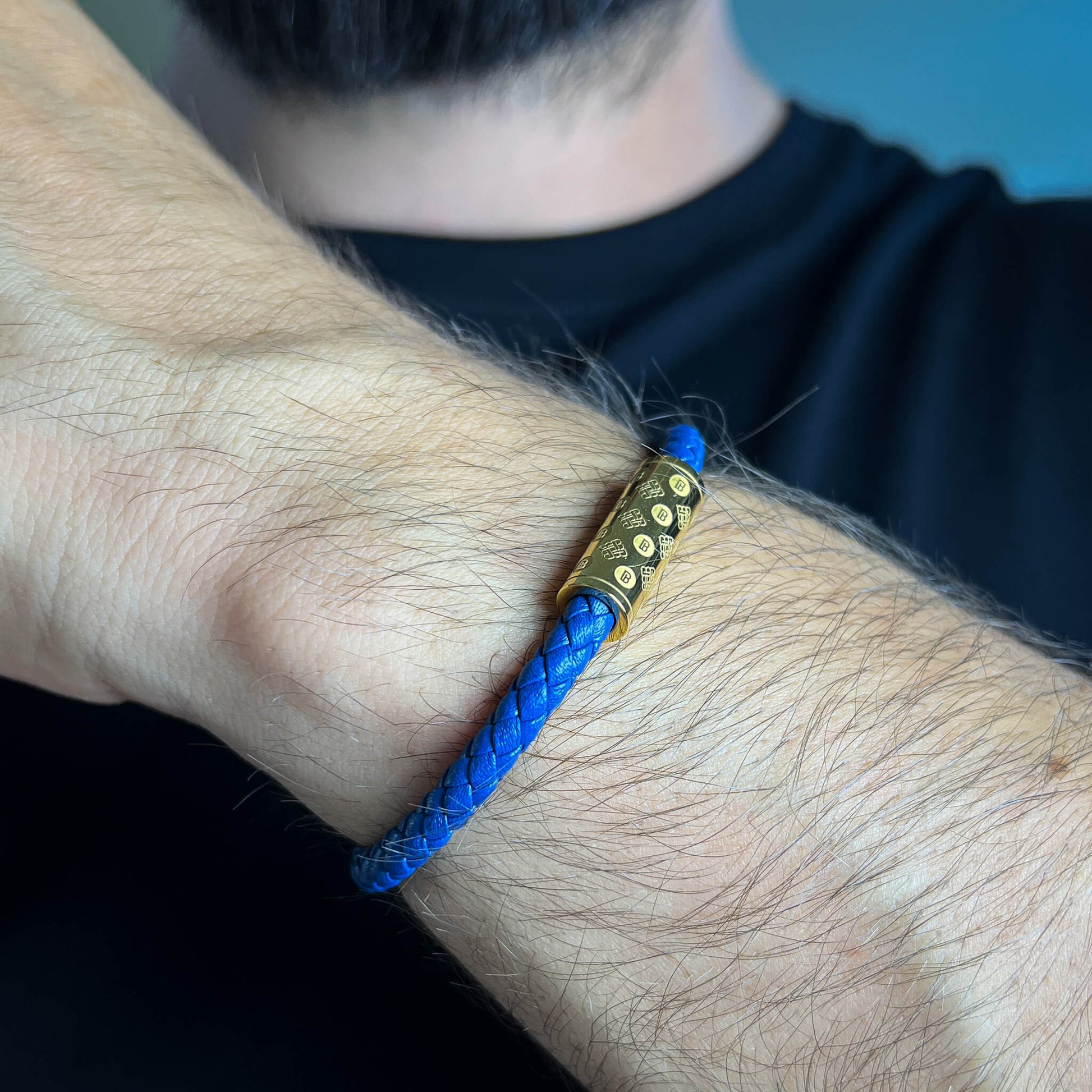 Dark Blue Single Monogram – Gold