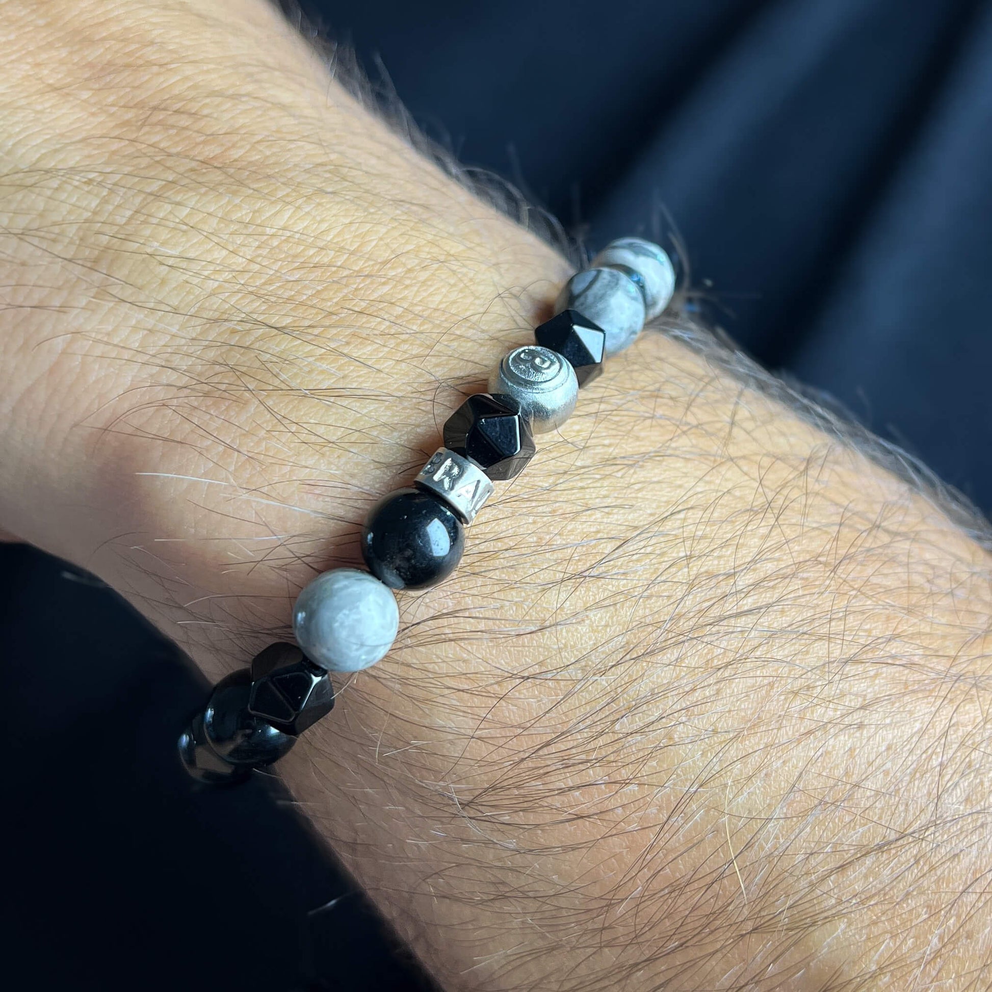 Grey & Obsidian Signature – Silver