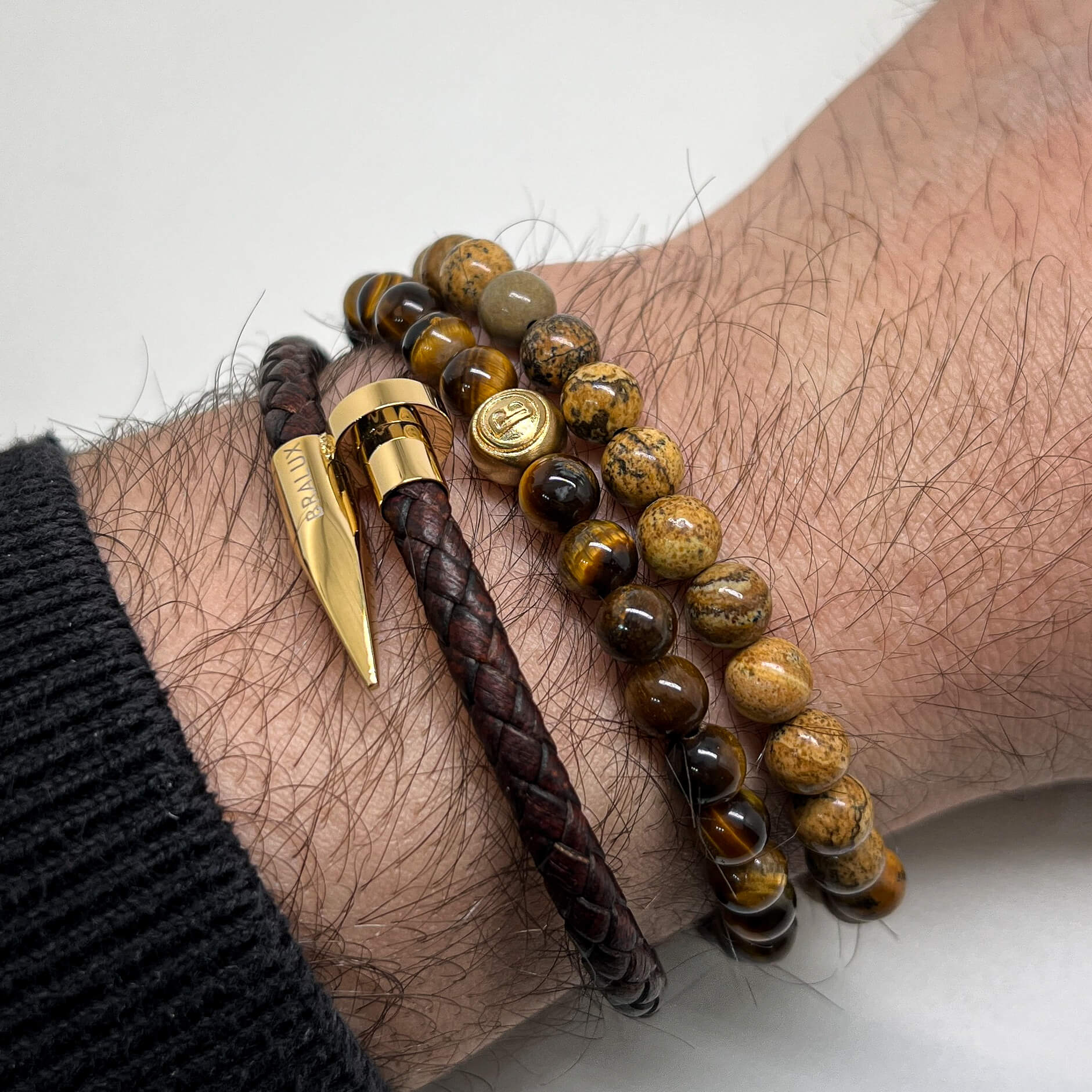 Dark Brown Nail Stack – Gold