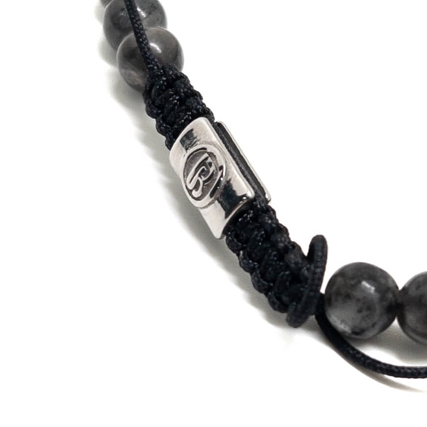 قلادة الصليب لارفيكيت