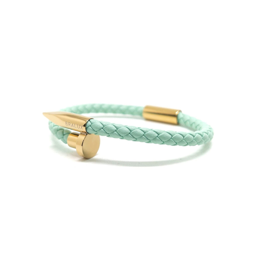 Light Green Nail – Gold