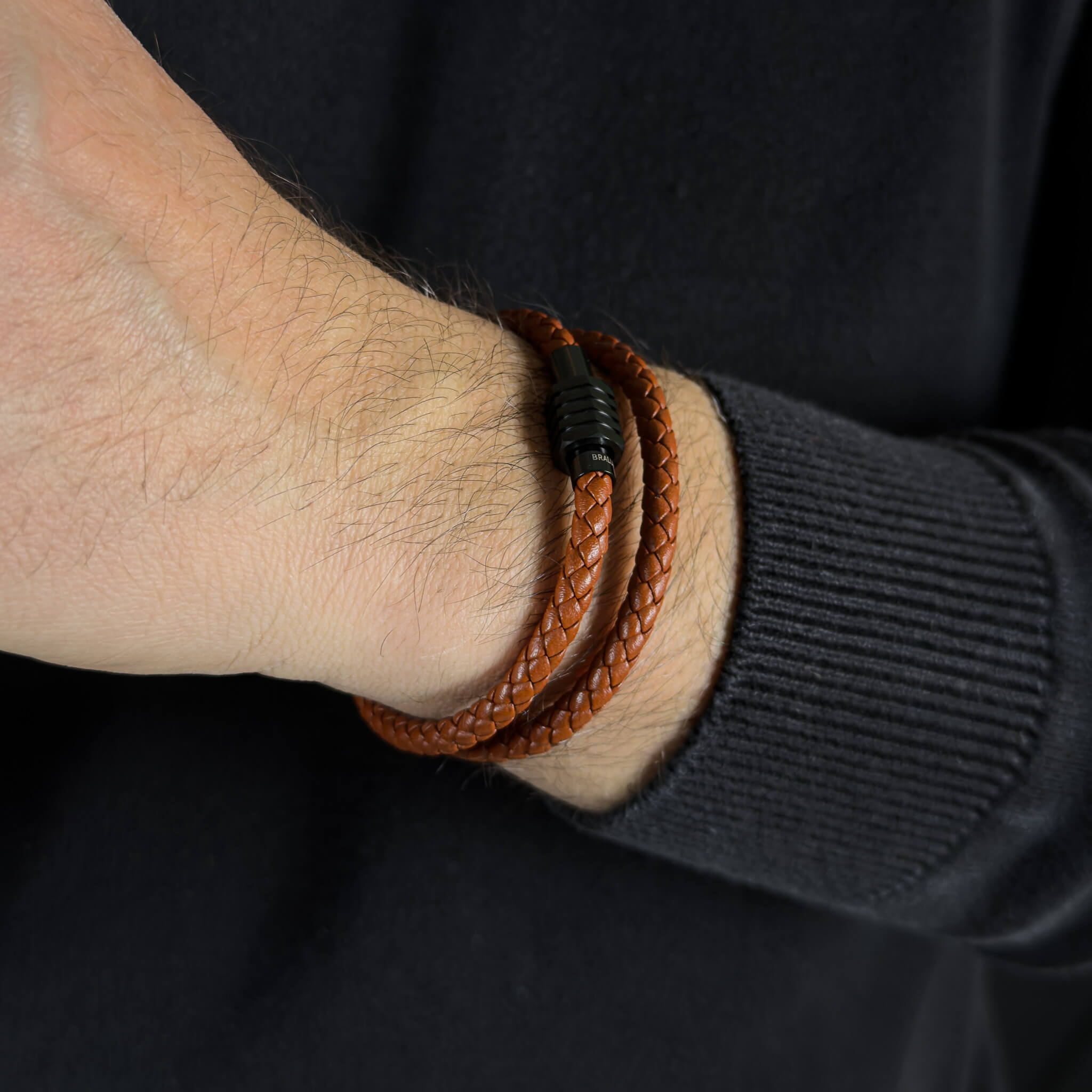 Brown Duo Leather – Black Secondary image