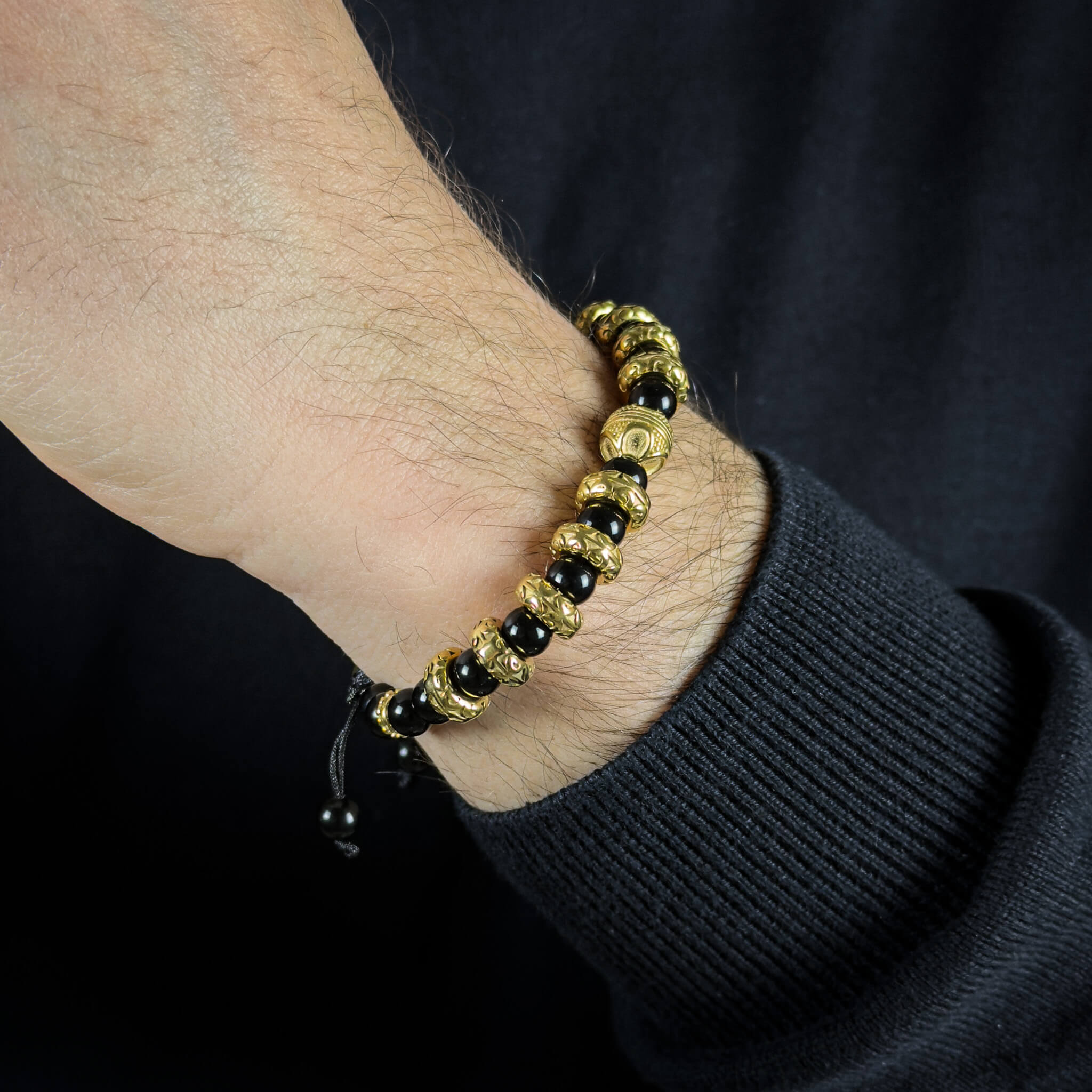 Cylinder Thread Bracelet – Gold