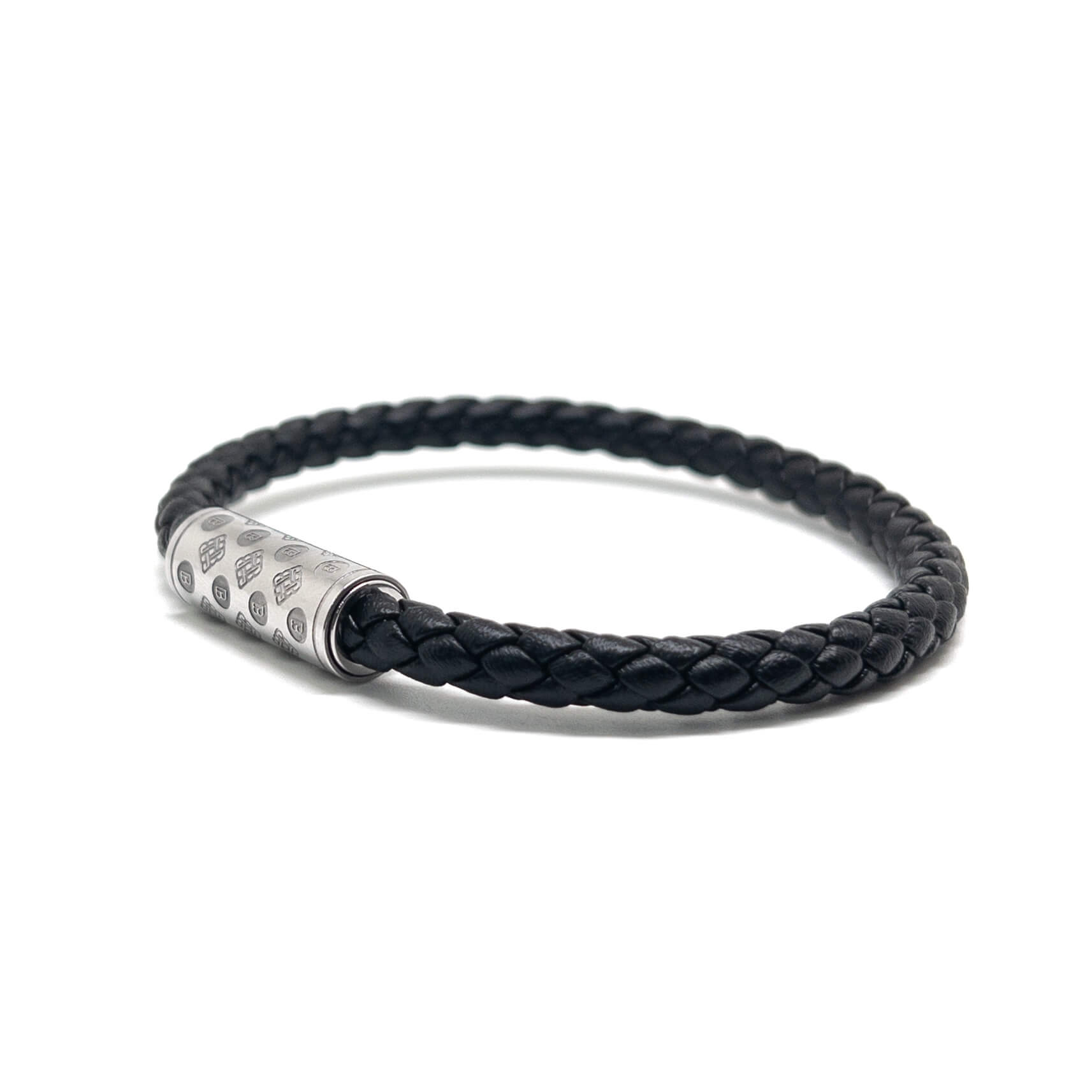 The Silver Essentials Set